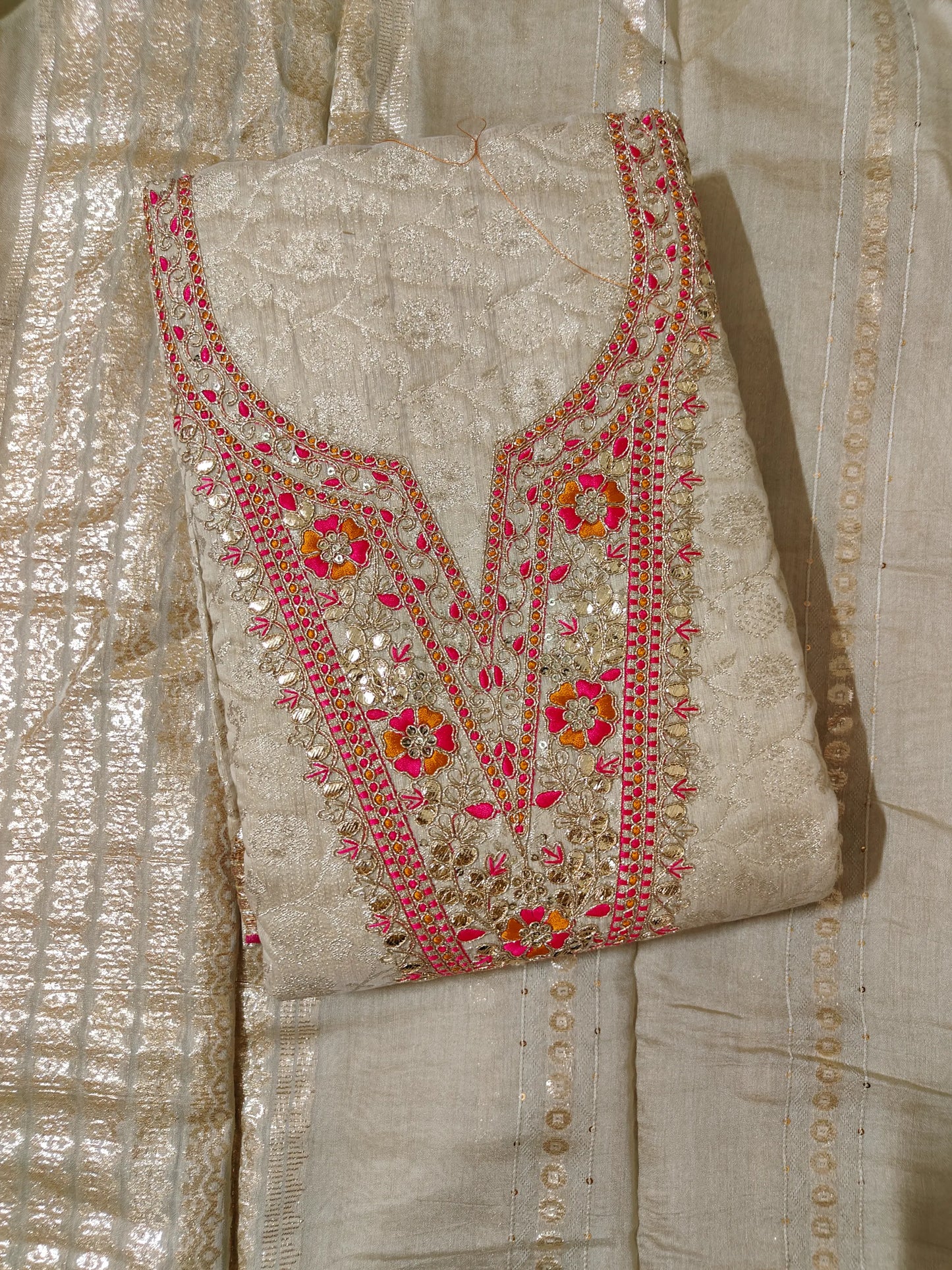 Women Dola Silk Dress Material (Unstitched Salwar Suit)