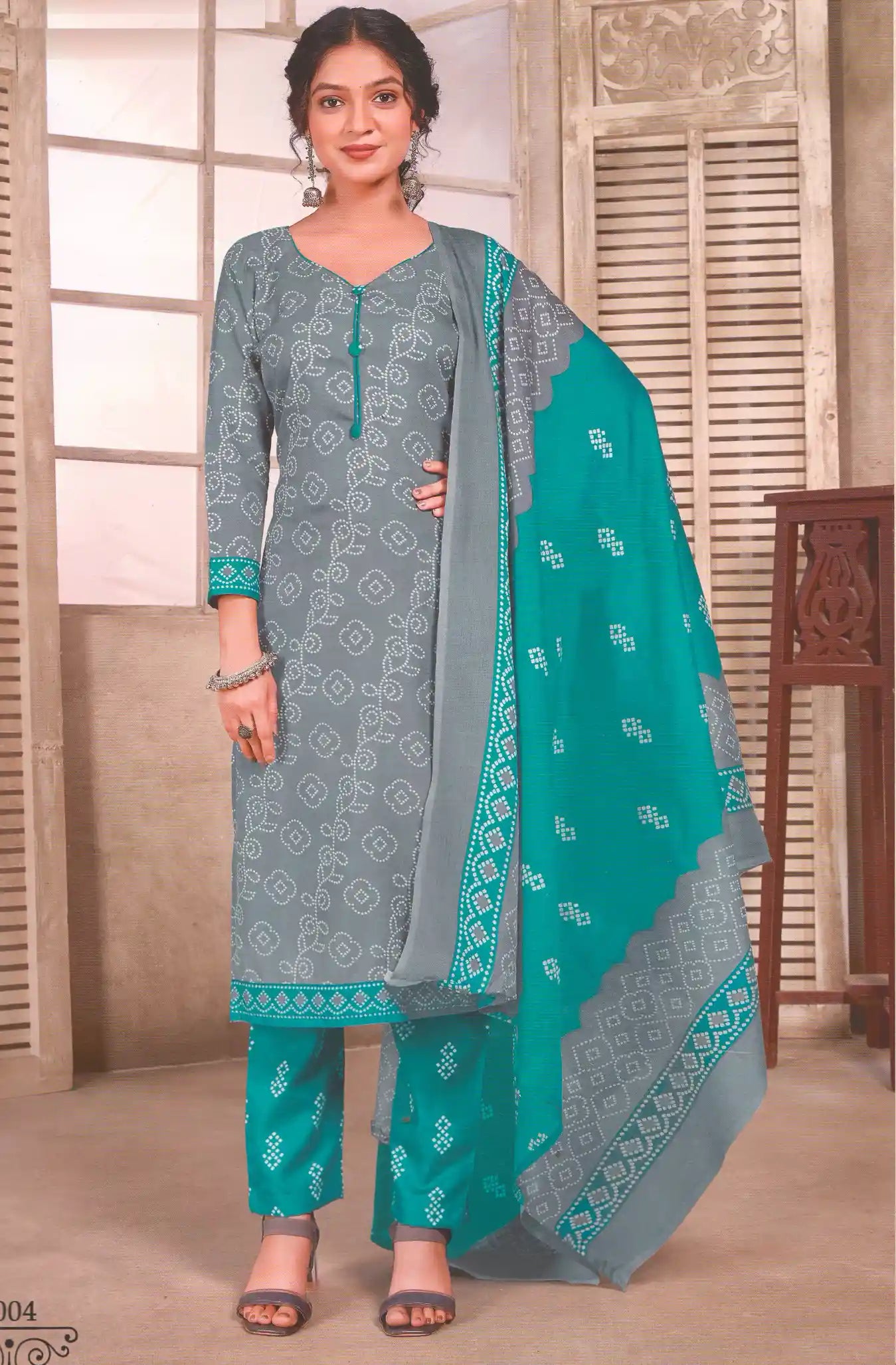 Banarasee/Banarasi Salwar Kameez Cotton Silk Resham Buti Woven Fabric-Purple  | Fancy dress material, Churidar designs, Chudidar designs